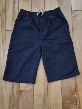 Boys Size 8 Tommy Hilfiger Navy Blue Shorts